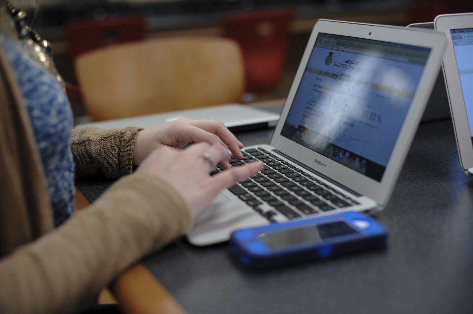 404 Error: Why Internet Access is Still a Problem for Many in Poverty